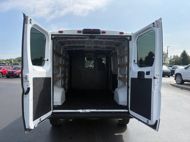Used 2025 RAM ProMaster 2500 w/ U-Haul Equipment Group FWD image 16
