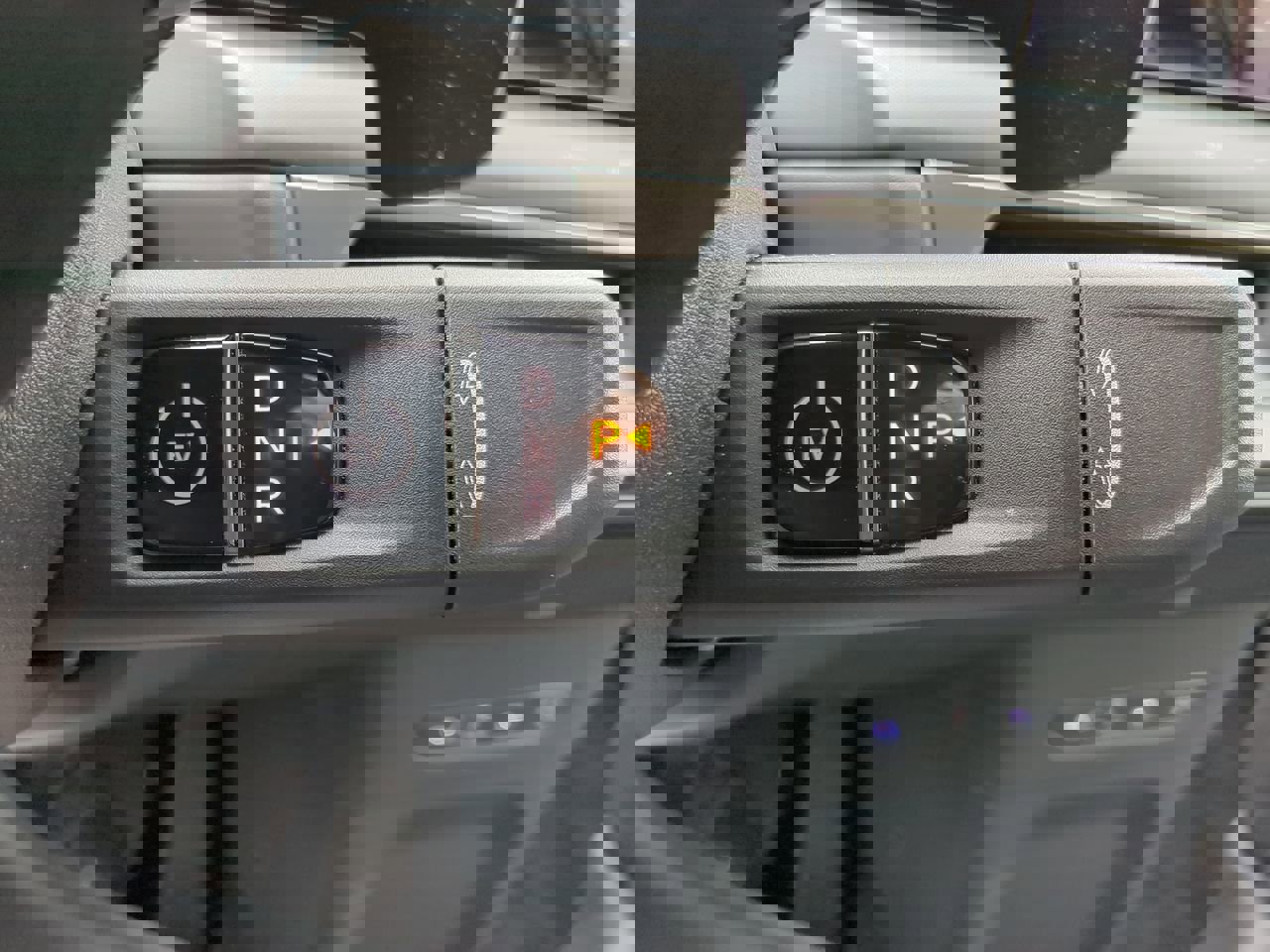 Certified 2025 Kia EV9 Wind image 16