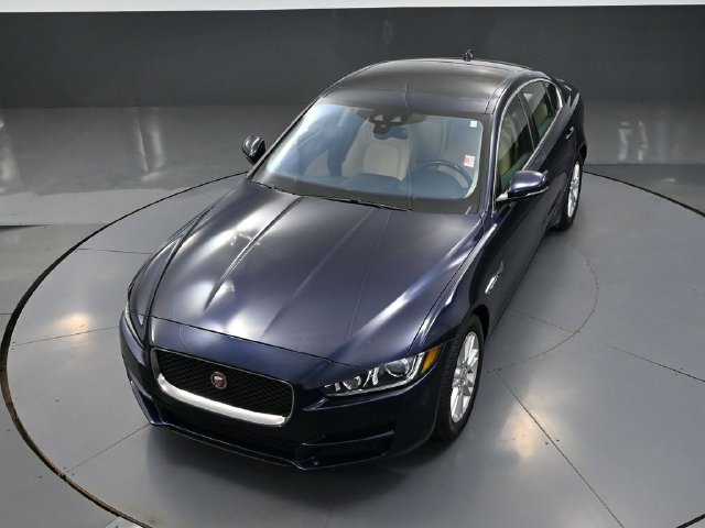 Used 2018 Jaguar XE Premium AWD/4WD image 51
