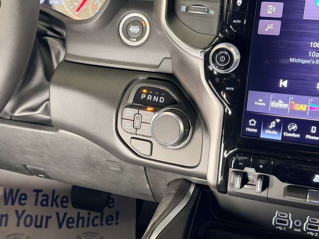 New 2026 RAM 1500 Big Horn AWD/4WD image 14