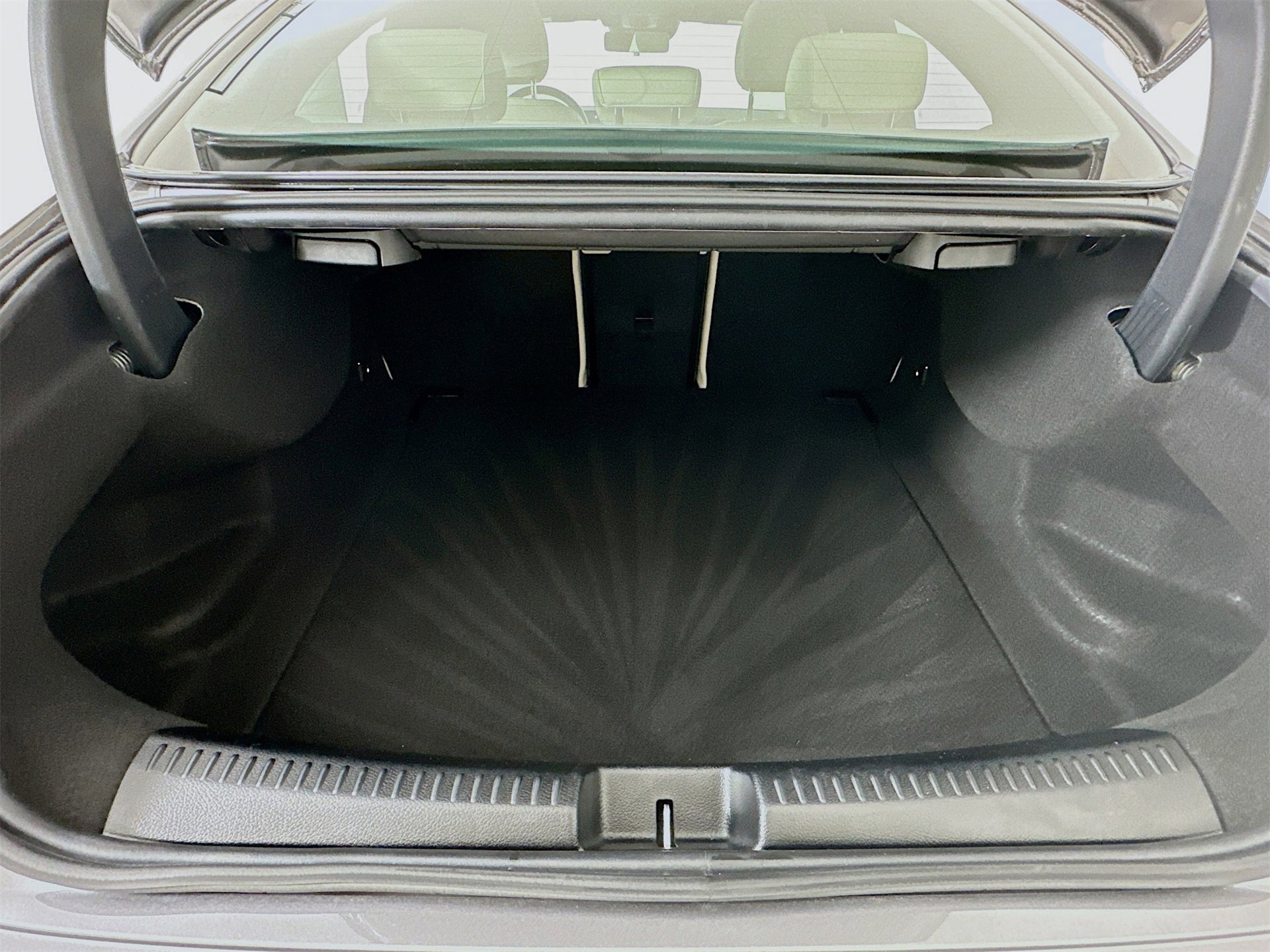 Certified 2025 Mercedes-Benz CLA 250 image 28