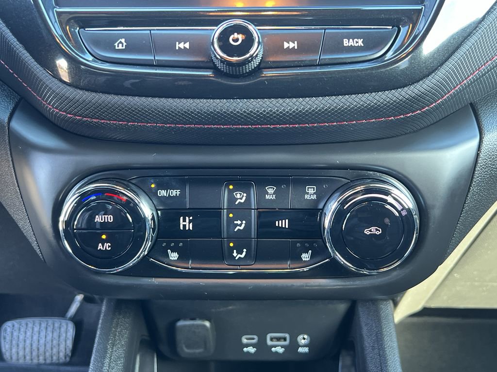 Used 2023 Chevrolet TrailBlazer RS w/ Convenience Package image 22
