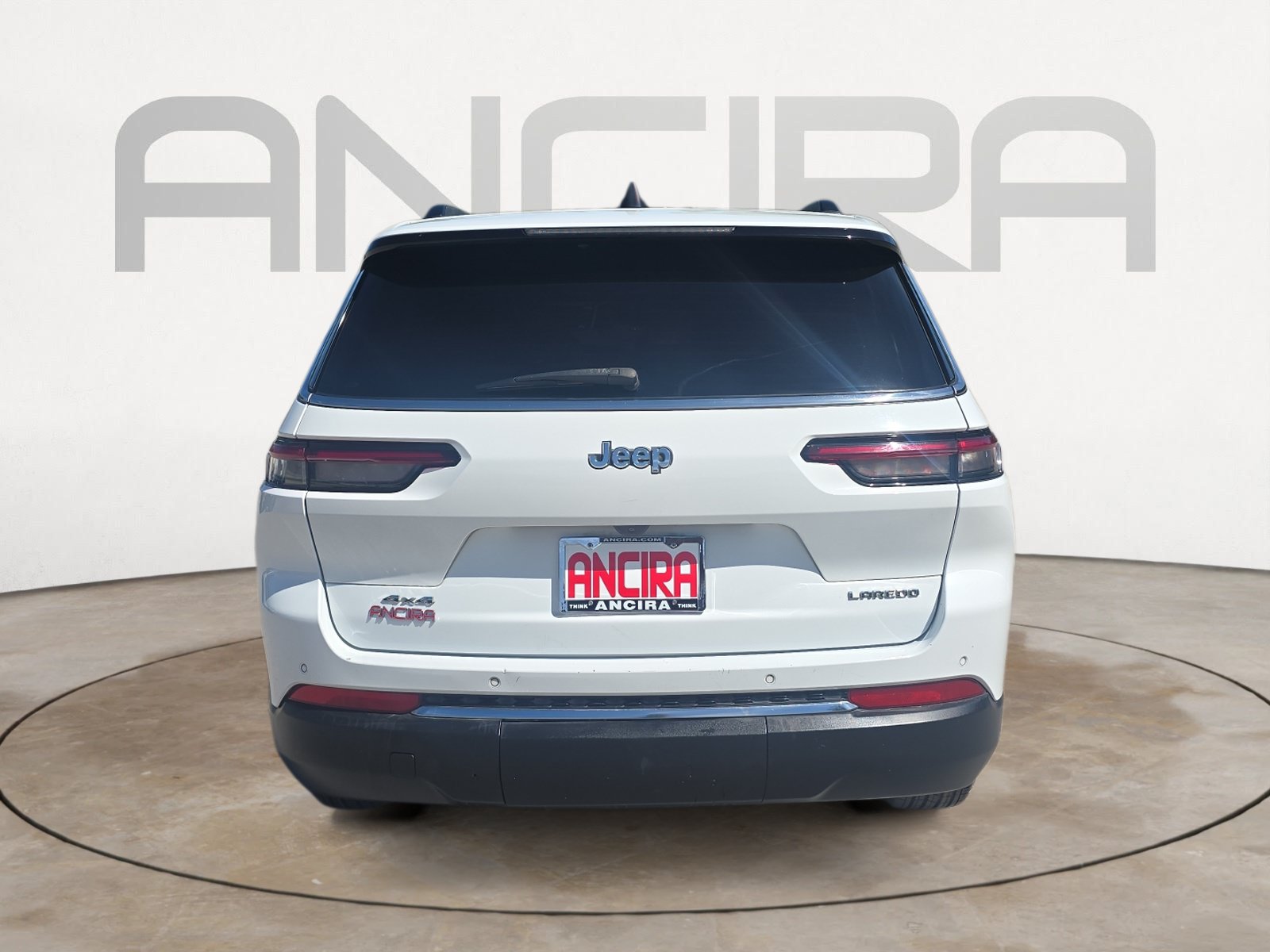 Used 2023 Jeep Grand Cherokee L Laredo AWD/4WD image 9