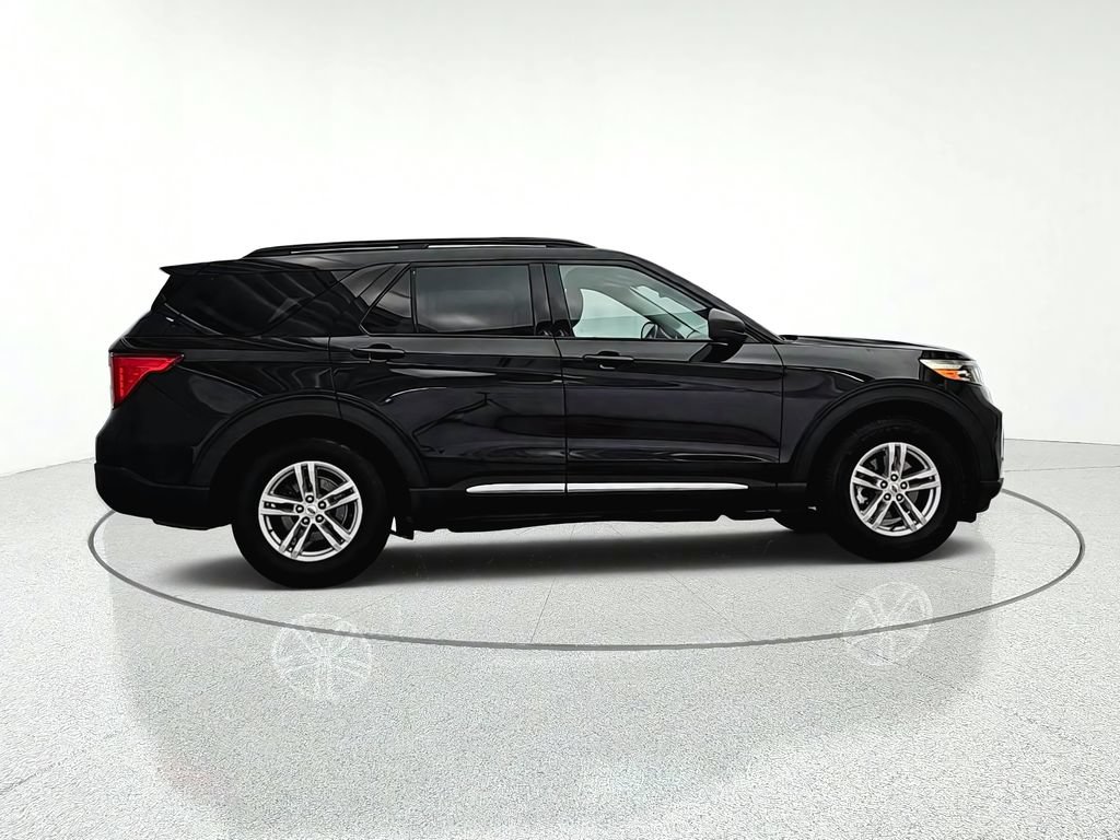 Used 2020 Ford Explorer XLT w/ Comfort Package RWD image 8