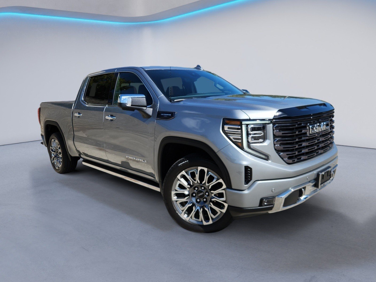 Used 2026 GMC Sierra 1500 Denali Ultimate AWD/4WD image 2