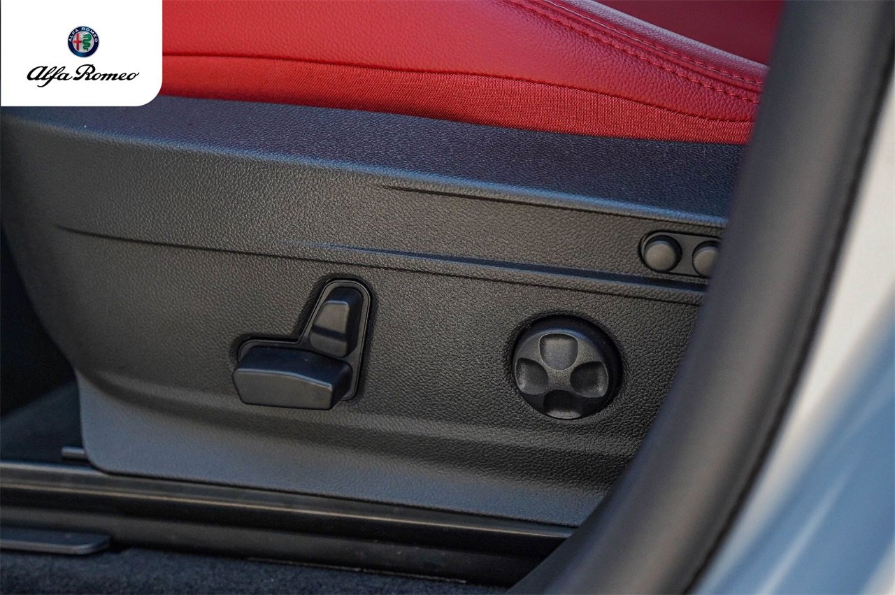 New 2025 Alfa Romeo Stelvio Sprint w/ Veloce Package image 20
