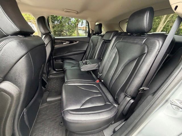 Used 2023 Lincoln Nautilus AWD w/ Premium Package image 38