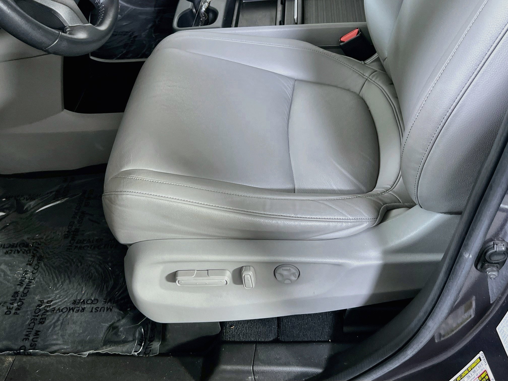 Used 2023 Honda Odyssey EX-L image 18