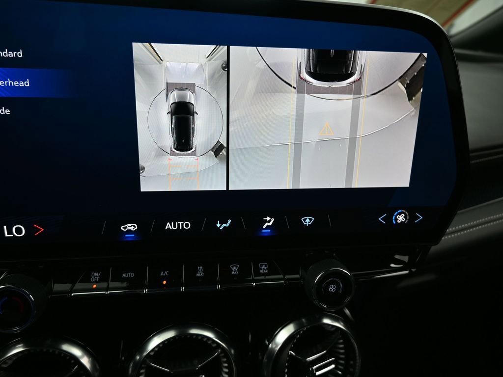 Used 2025 Chevrolet Blazer EV LT image 21