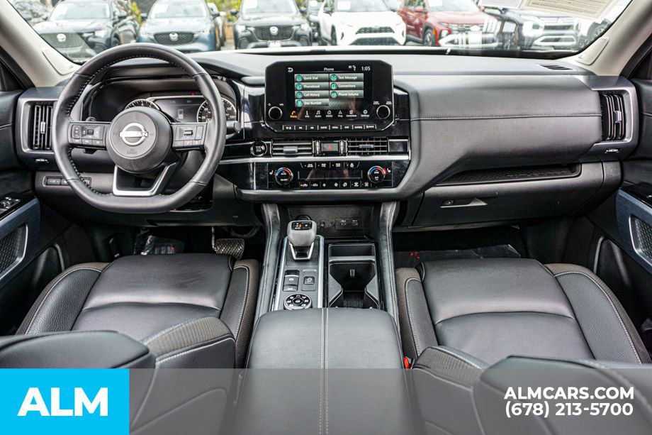 Used 2025 Nissan Pathfinder SL w/ SL Premium Package image 28