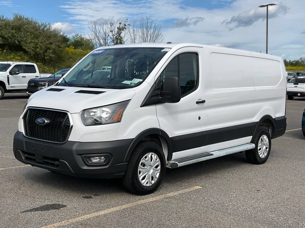 Certified 2025 Ford Transit 250 Low Roof w/ Exterior Upgrade Package RWD image 23