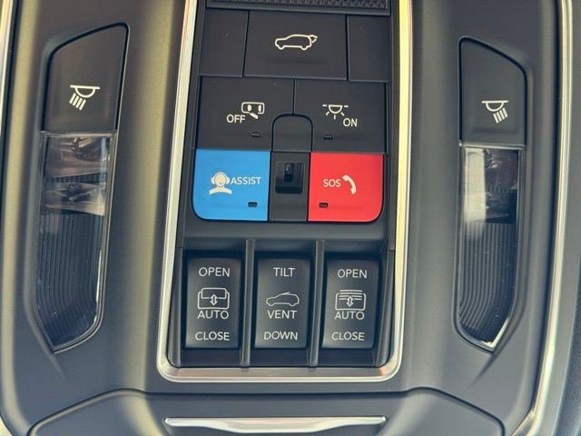 New 2026 Jeep Grand Wagoneer L Limited AWD/4WD image 28