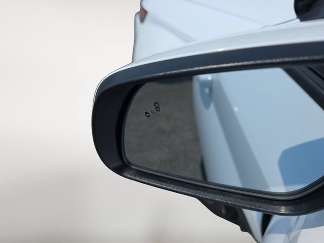Used 2022 Hyundai Venue SEL FWD image 17