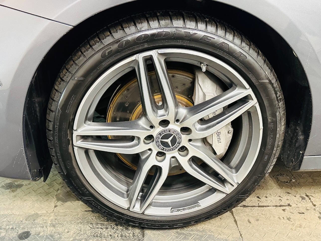 Used 2019 Mercedes-Benz E 450 E 450 4MATIC AWD 4dr Wagon image 31