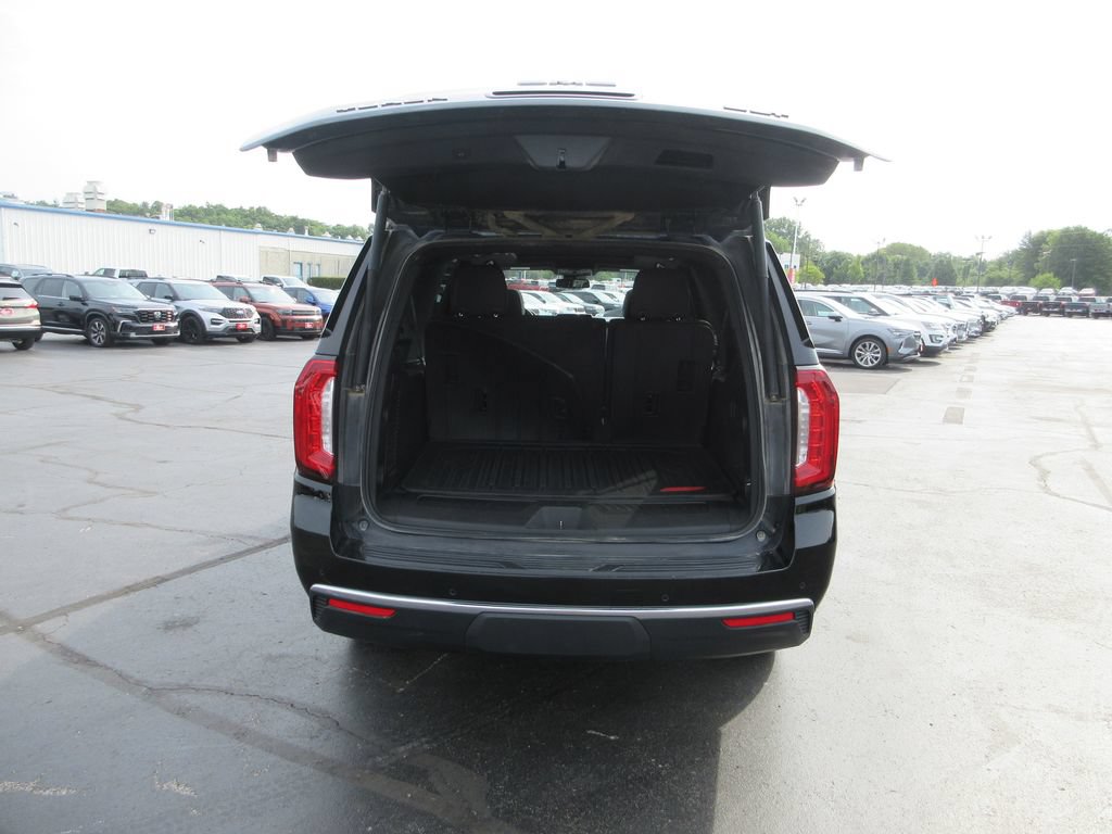 Certified 2023 GMC Yukon XL SLT AWD/4WD image 8