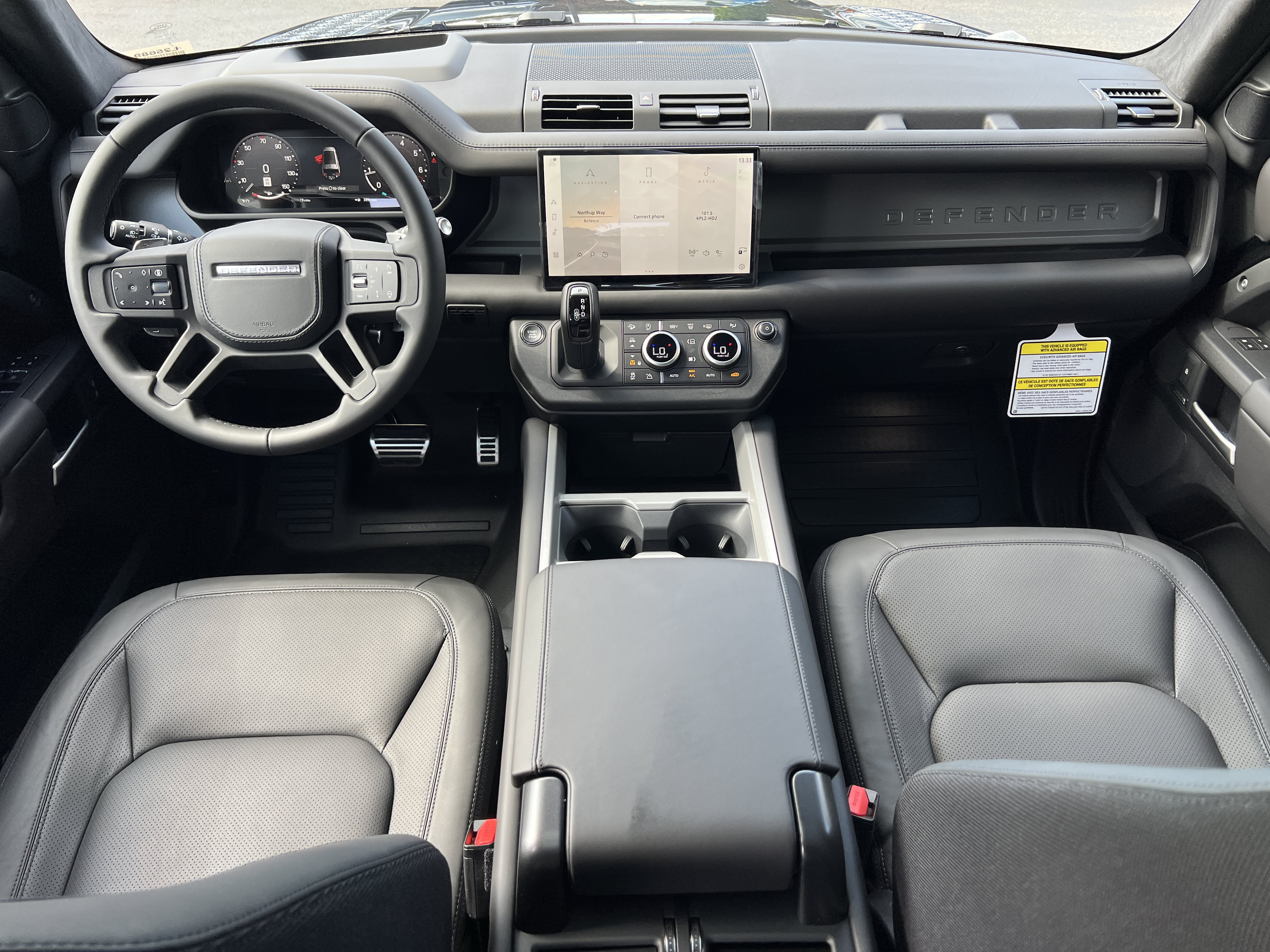 New 2025 Land Rover Defender 130 V8 AWD/4WD image 19