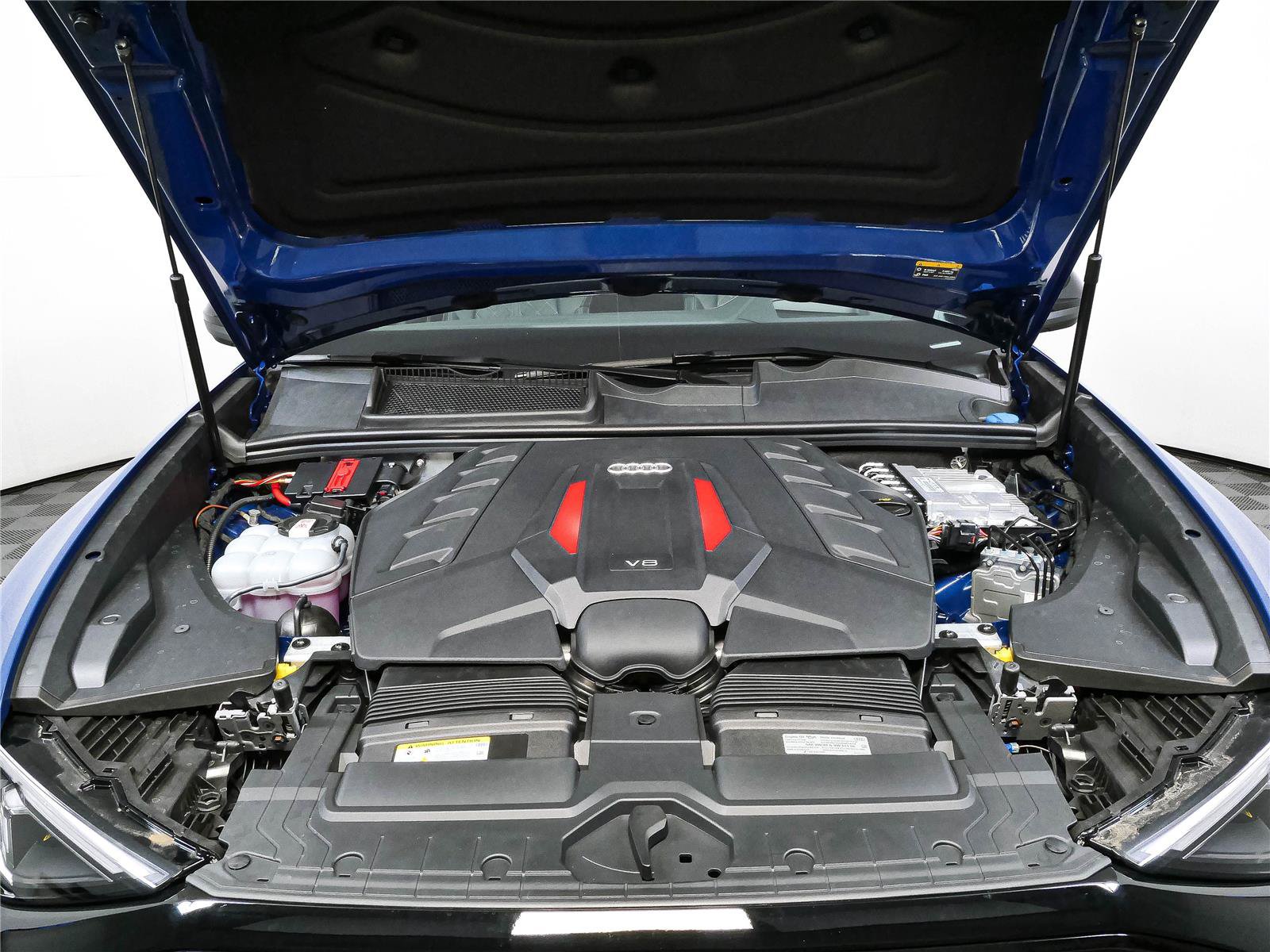 New 2026 Audi SQ8 Prestige AWD/4WD image 36
