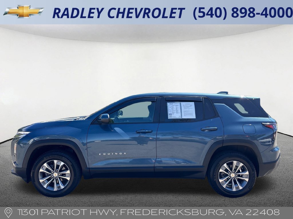 Used 2026 Chevrolet Equinox LT AWD/4WD image 16