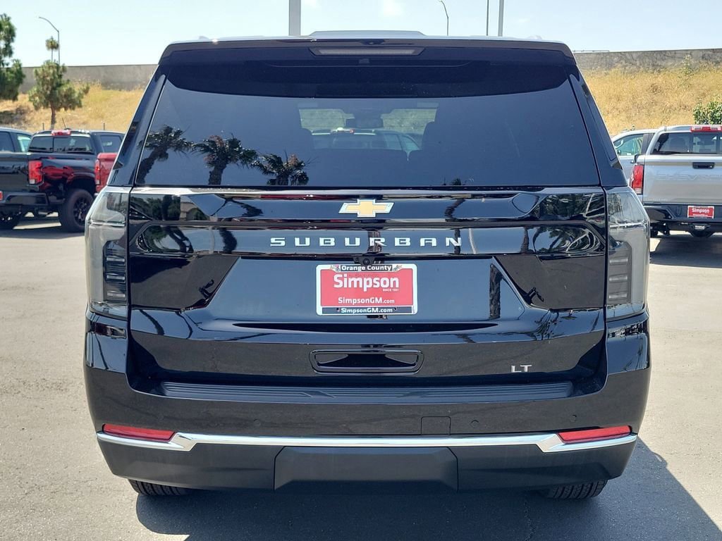 New 2026 Chevrolet Suburban LT w/ Comfort Package RWD image 24