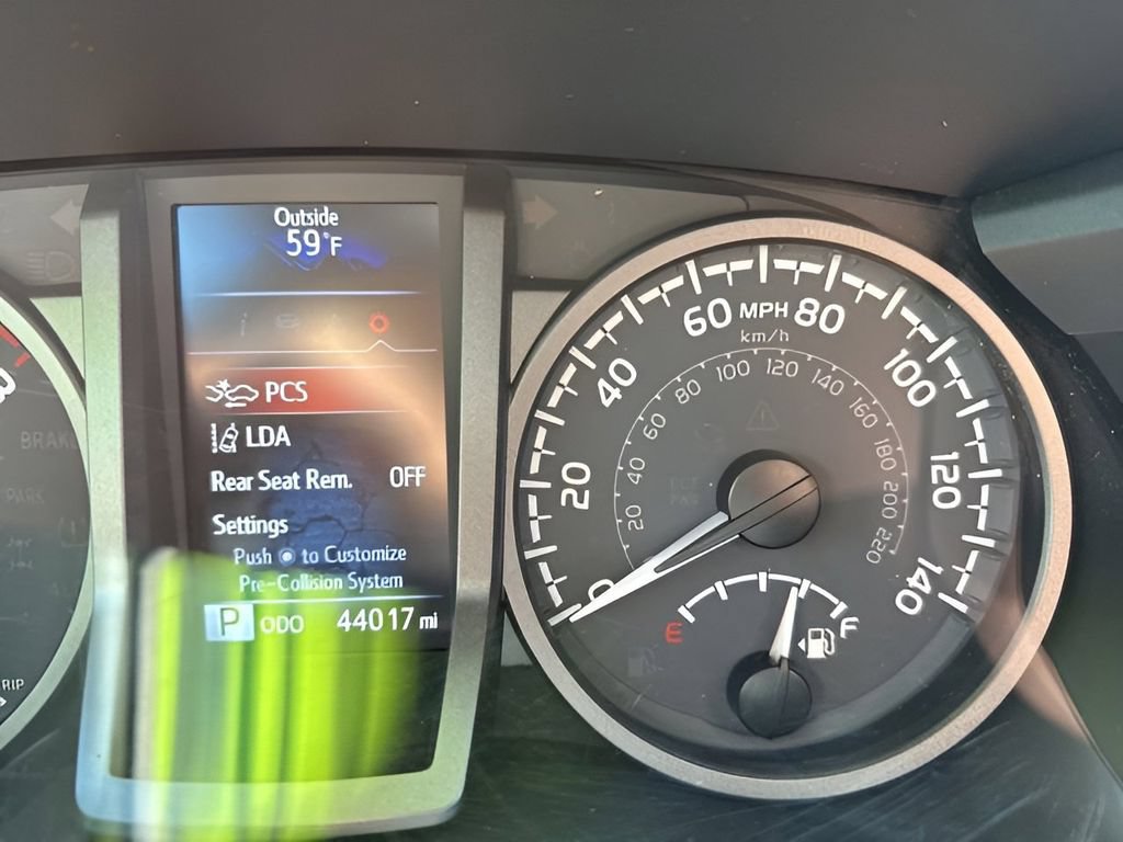 Used 2023 Toyota Tacoma TRD Off-Road AWD/4WD image 16