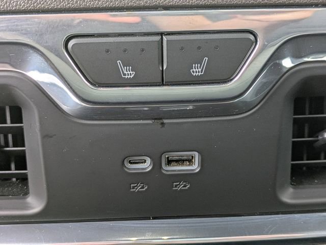 Used 2024 GMC Sierra 2500 SLT w/ SLT Premium Package image 15