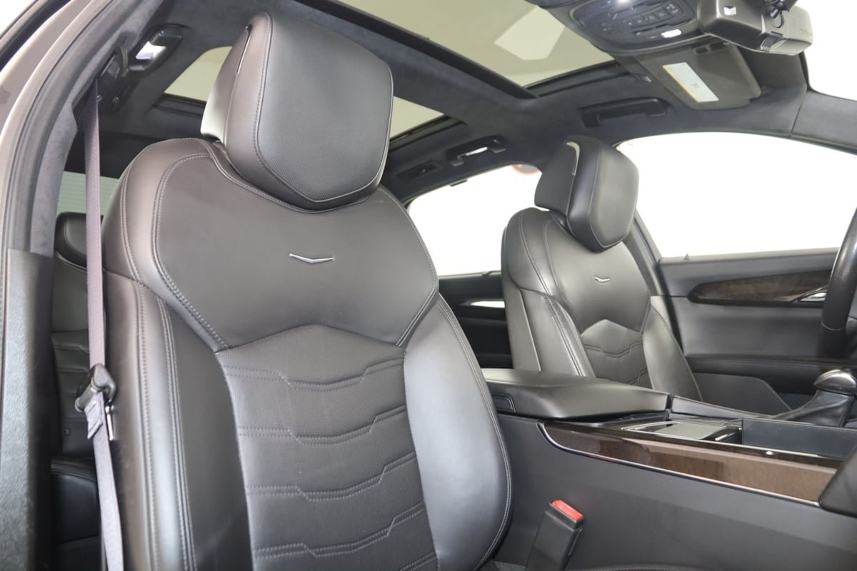 Used 2018 Cadillac CT6 Platinum AWD/4WD image 18