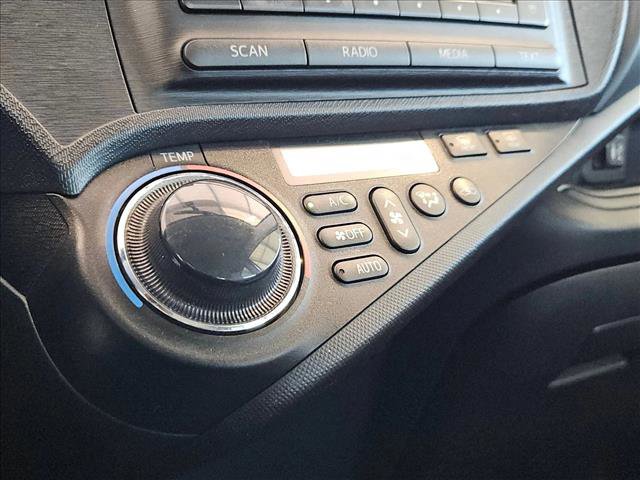 Used 2012 Toyota Prius C One image 9