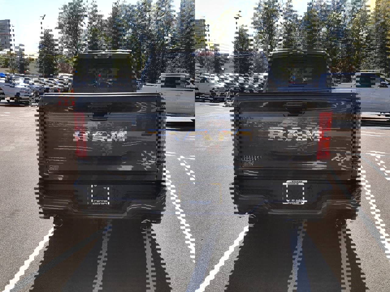 New 2026 RAM 1500 4x4 Crew Cab image 18