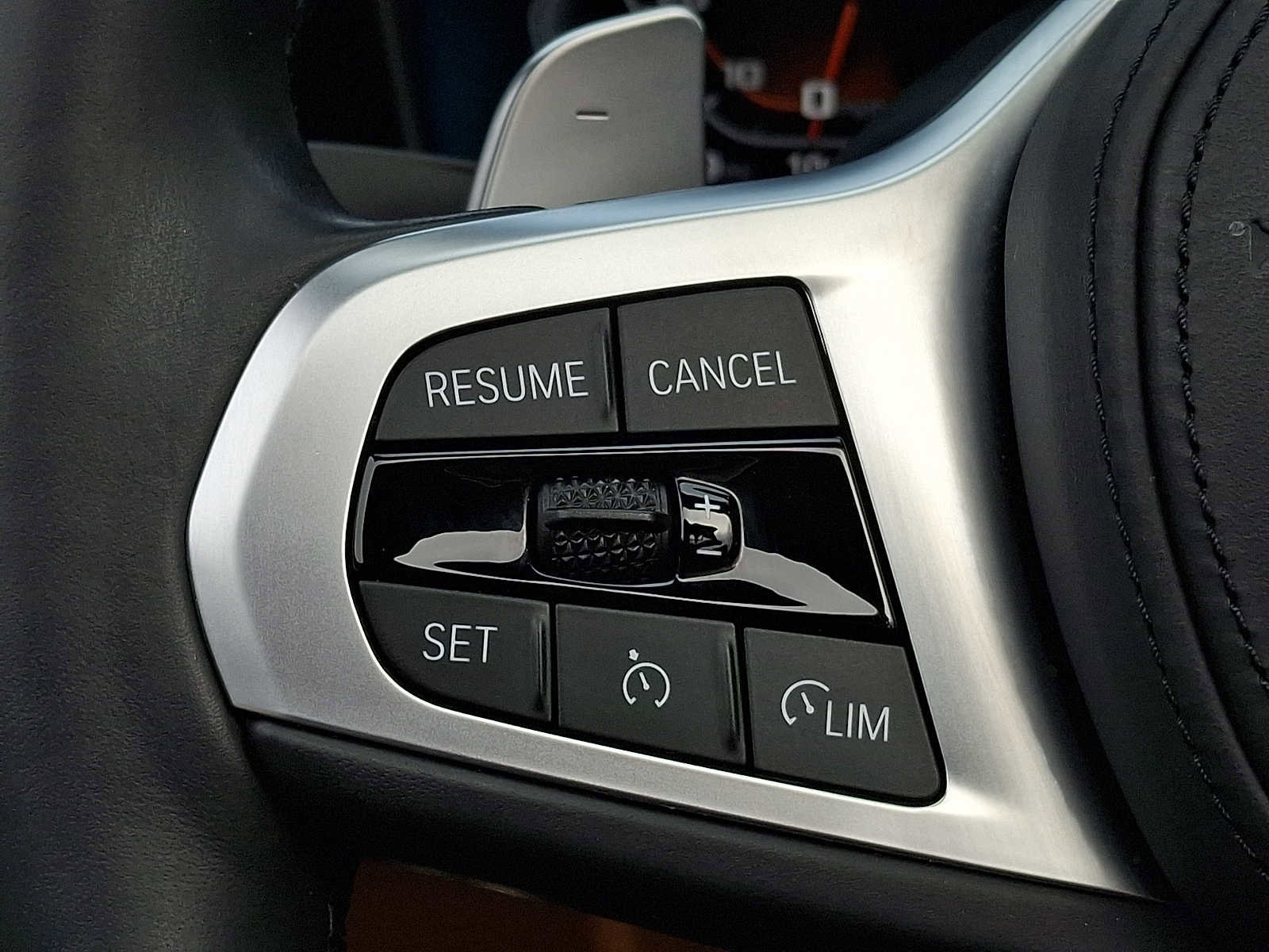 Used 2023 BMW 440i xDrive Convertible w/ Premium Package image 13