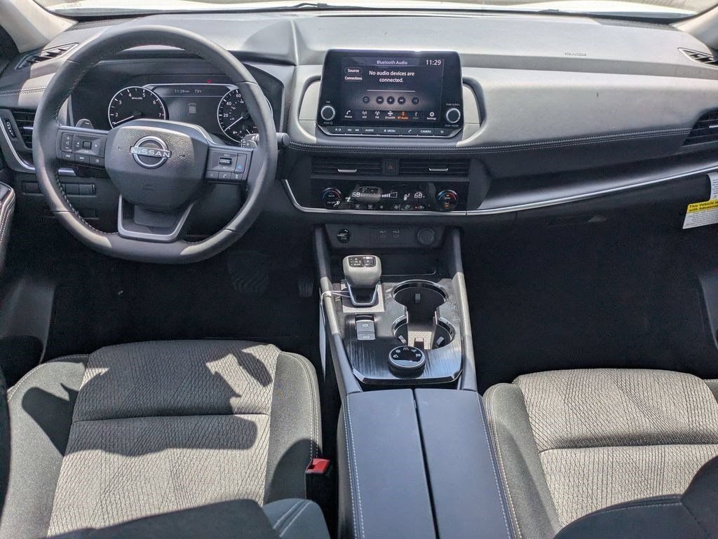 New 2025 Nissan Rogue SV AWD/4WD image 39