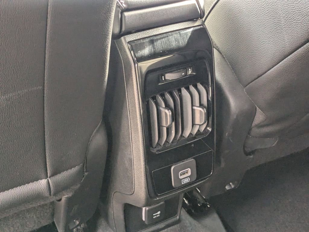 Used 2025 Jeep Compass Limited image 25