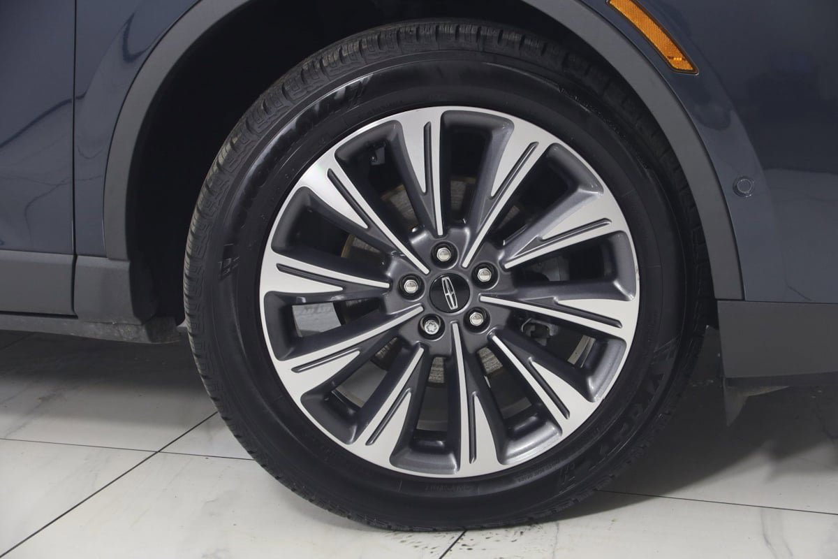 Used 2021 Lincoln Corsair Reserve w/ Equipment Group 201A AWD/4WD image 16