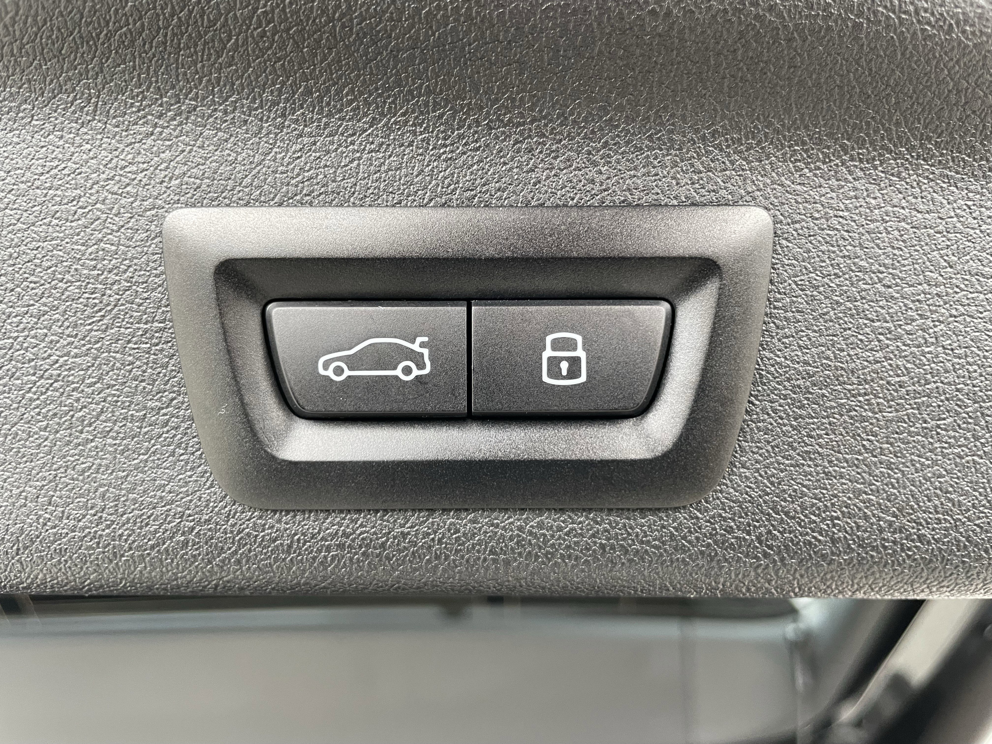 Used 2023 BMW X1 xDrive28i w/ Convenience Package image 38