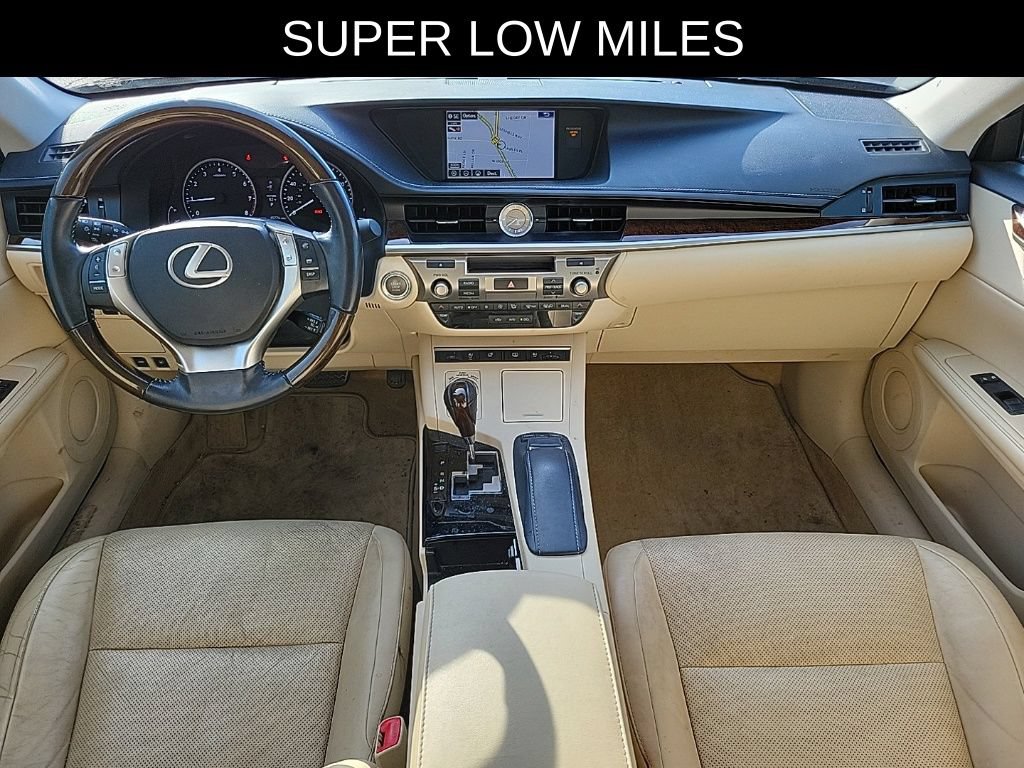 Used 2015 Lexus ES 350 w/ Luxury Package FWD image 7