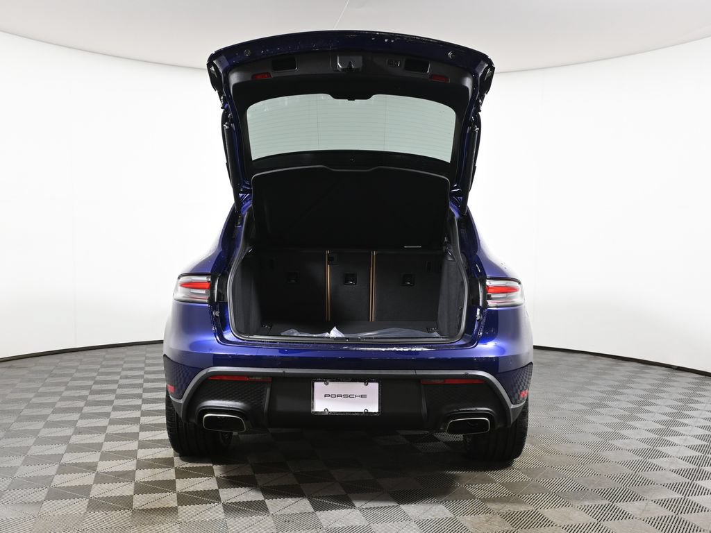 New 2026 Porsche Macan AWD/4WD image 42