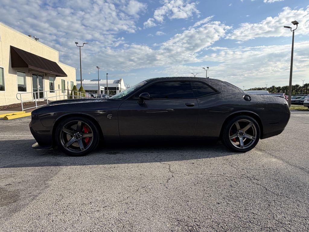 Used 2023 Dodge Challenger SRT Hellcat w/ Driver Convenience Group RWD image 8