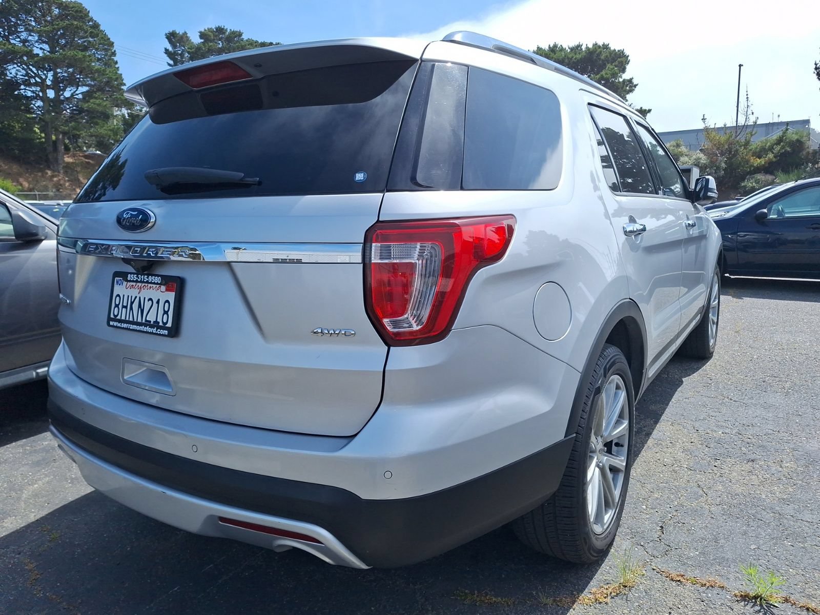 Used 2017 Ford Explorer Limited AWD/4WD image 6