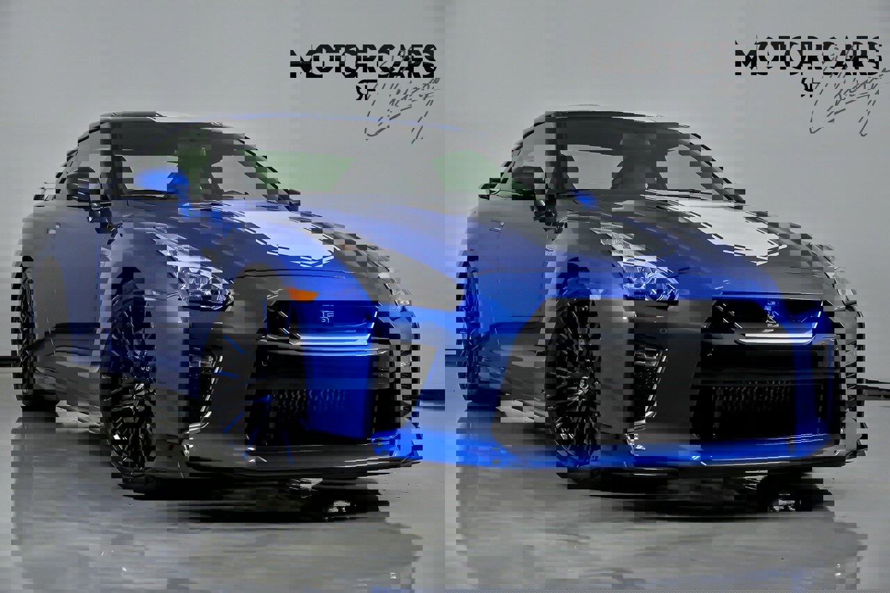 Used 2020 Nissan GT-R Premium image 1