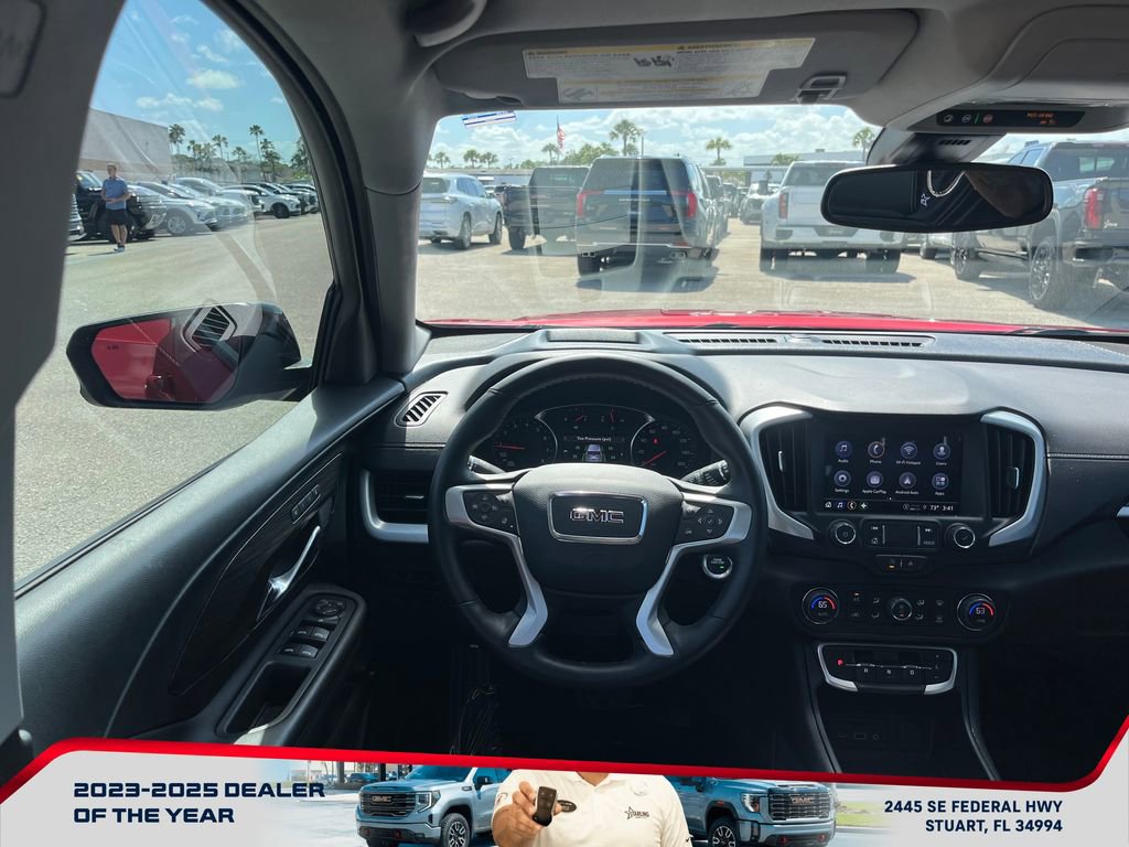 Used 2023 GMC Terrain SLT w/ Tech Package FWD image 13
