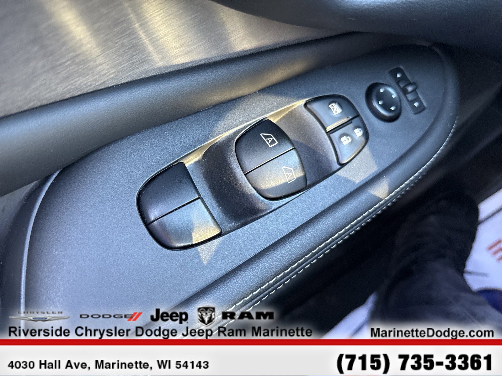 Used 2023 Nissan Murano S image 26