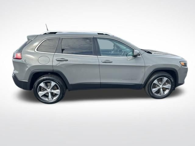 Used 2019 Jeep Cherokee Limited image 9