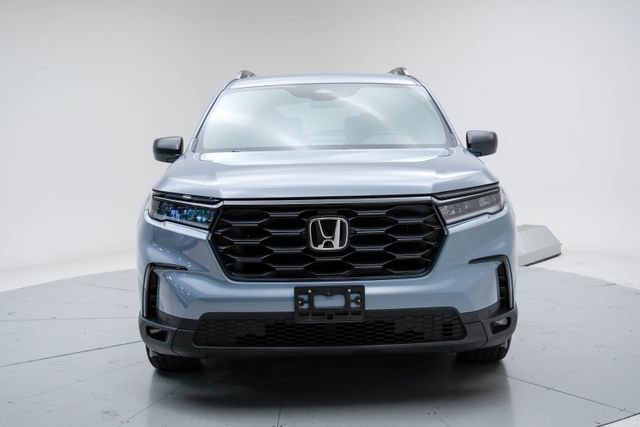 Certified 2025 Honda Pilot Sport image 22