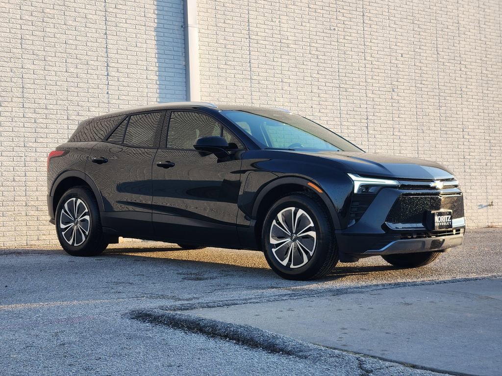 New 2025 Chevrolet Blazer EV LT image 2