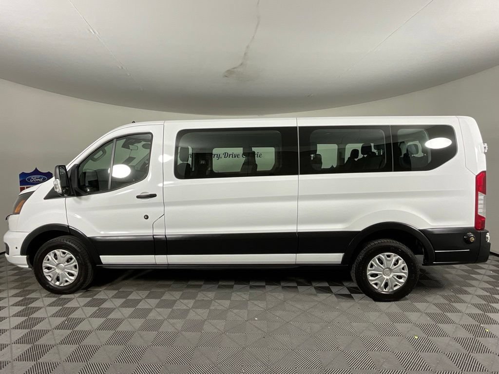 Used 2024 Ford Transit 350 XLT RWD image 6