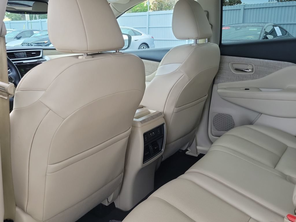 Used 2019 Nissan Murano SL w/ SL Technology Package AWD/4WD image 17