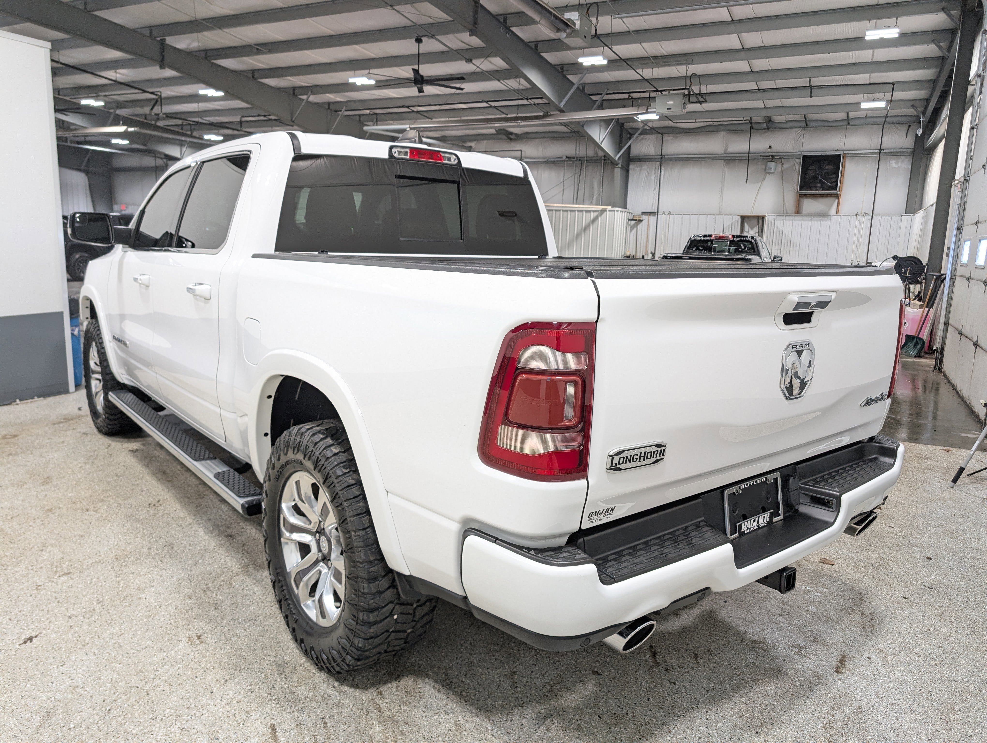 Used 2021 RAM 1500 Limited w/ Body Color Bumper Group image 5