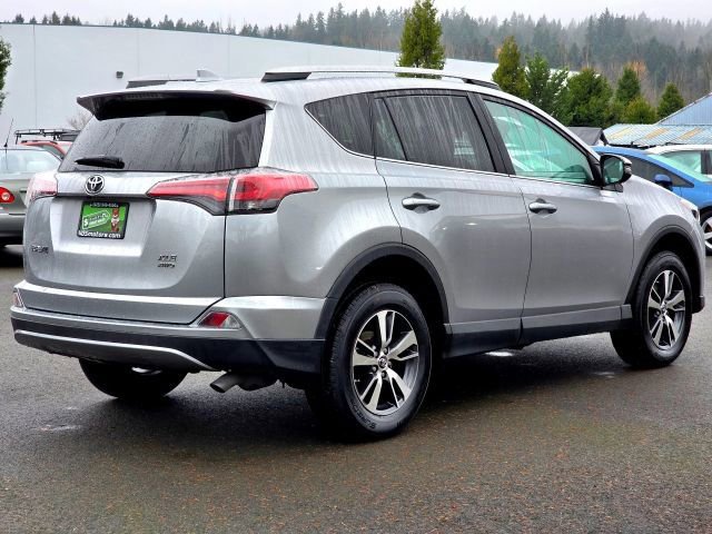 Used 2018 Toyota RAV4 XLE image 7