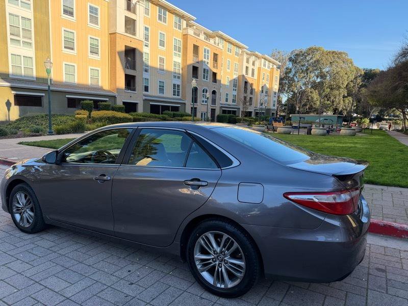 Used 2016 Toyota Camry SE FWD image 10