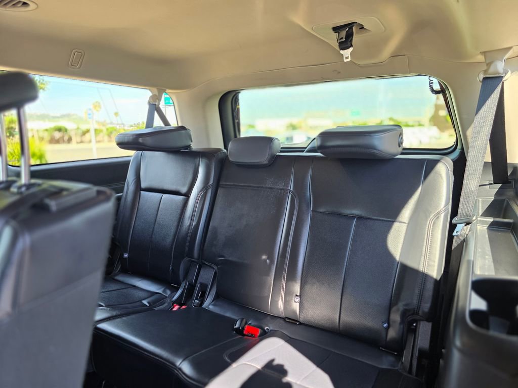 Used 2024 Ford Expedition Max XLT image 16