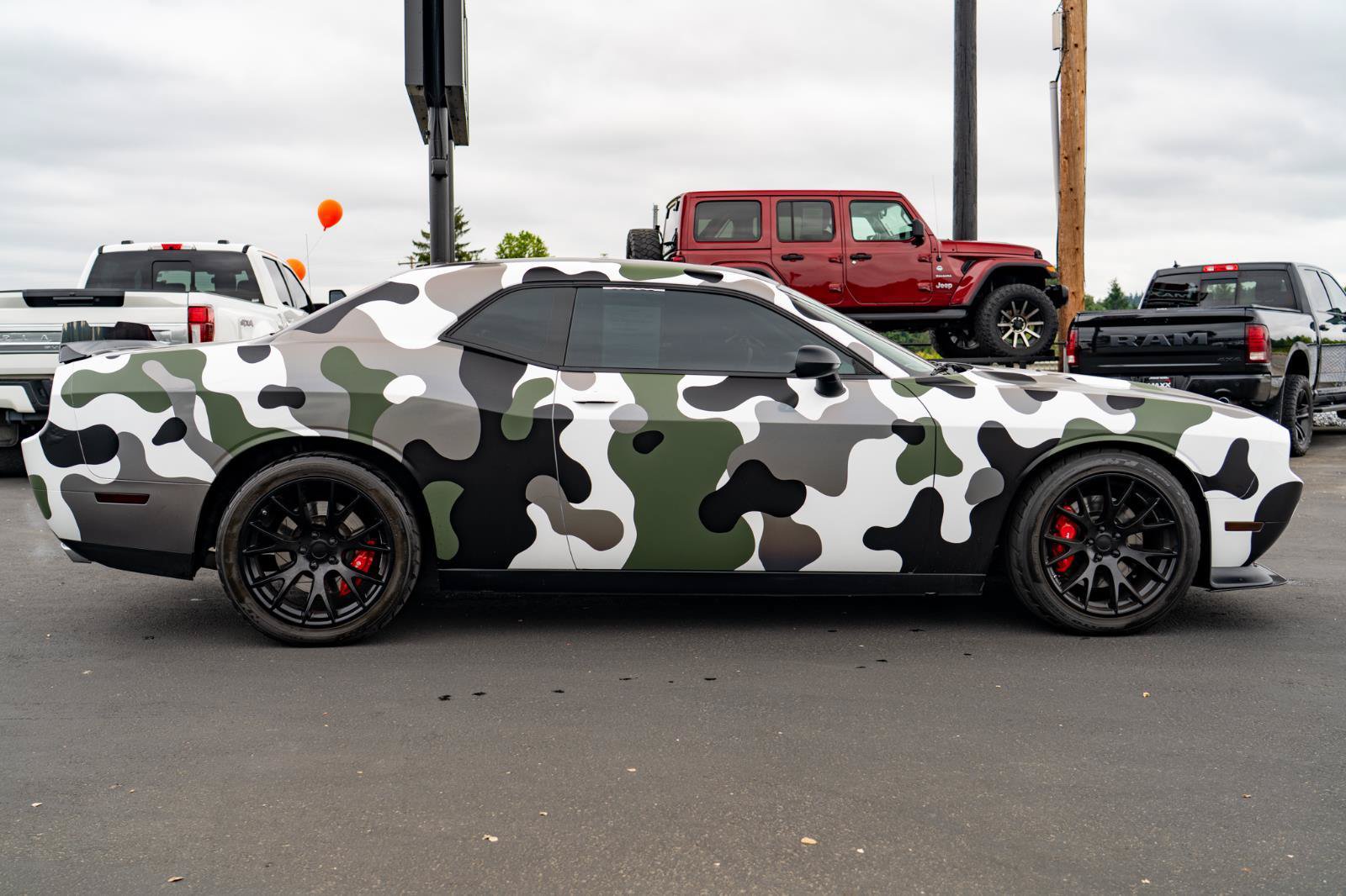 Used 2014 Dodge Challenger SRT8 Core w/ Satin Vapor Edition RWD image 9